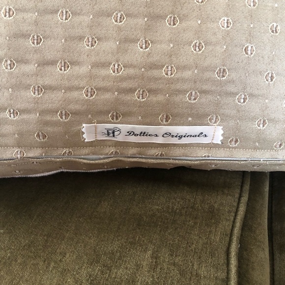 Dotties Original Custom Palm Pillow - Picture 9 of 9